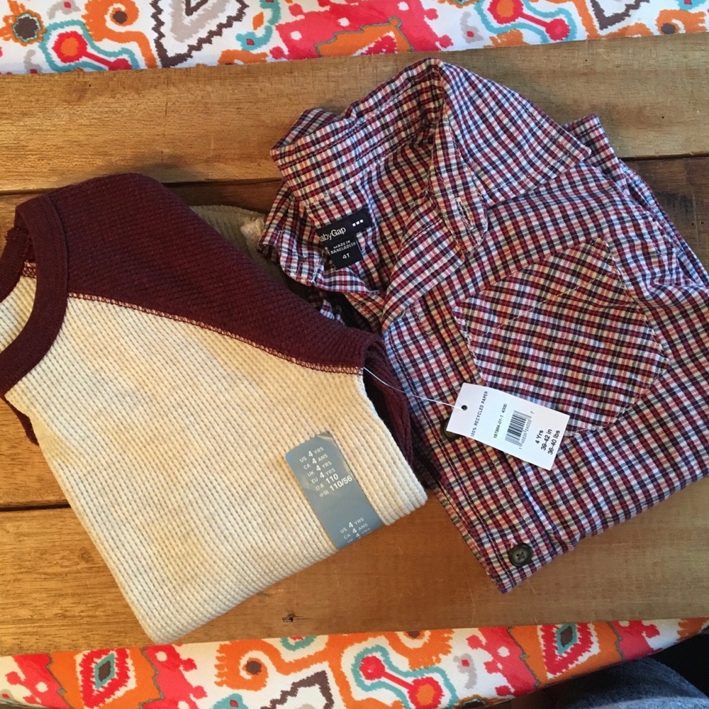 babyGAP Thermal and Button Down Combo size 4T